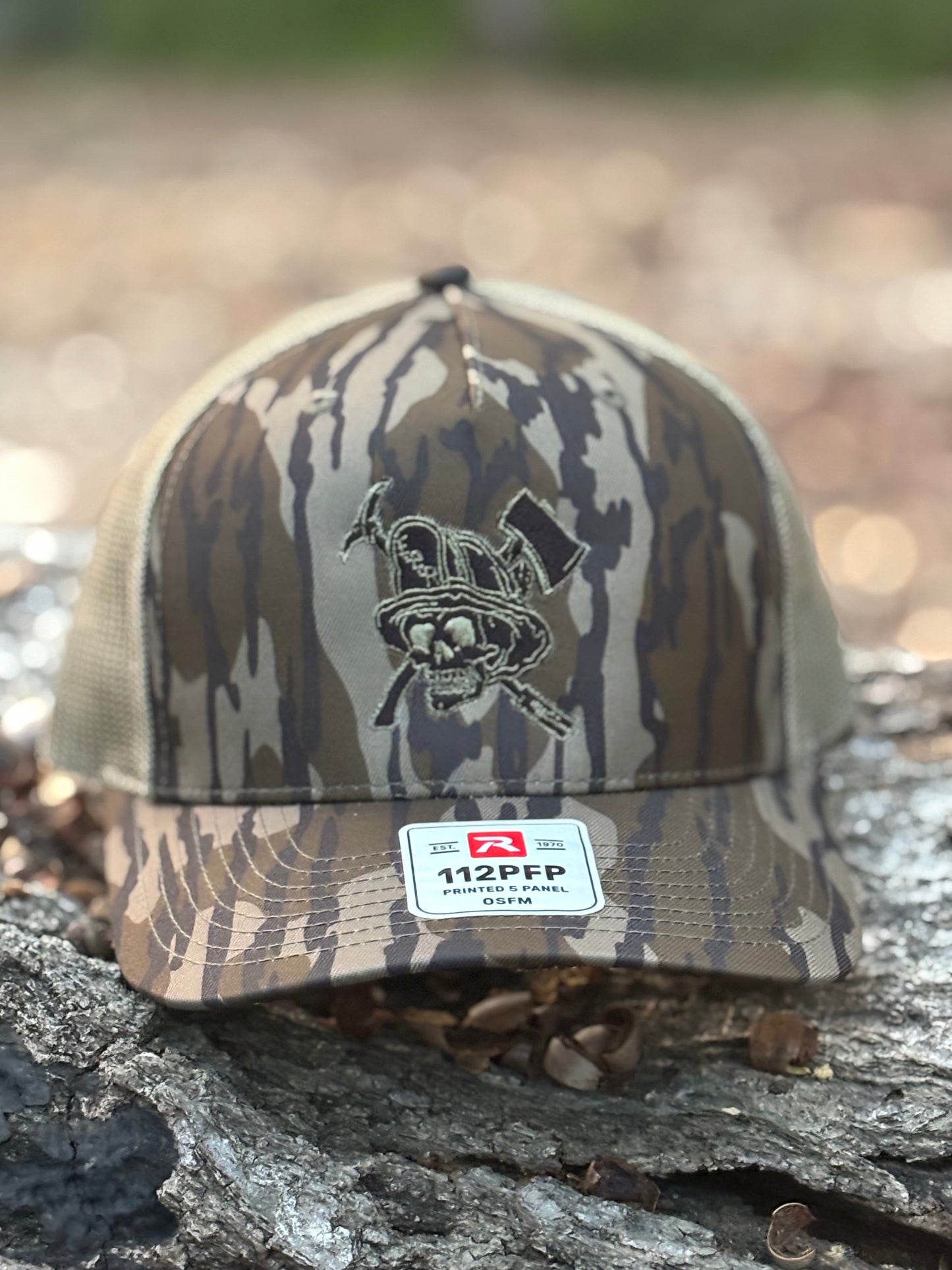 112 Mossy Oak Bottomland/Loden Skull