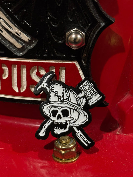 Skull Helmet Pin